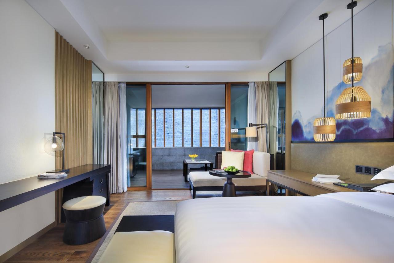 Yangshuo West Street Hotel Экстерьер фото
